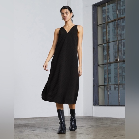 Everlane The City Stripe Midi Dress Black NWT - Picture 1 of 16